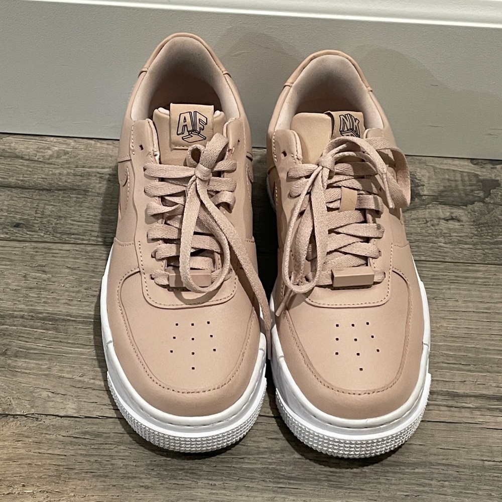 Nike Air Force 1 Pixel Sneaker size 7.5 Womens